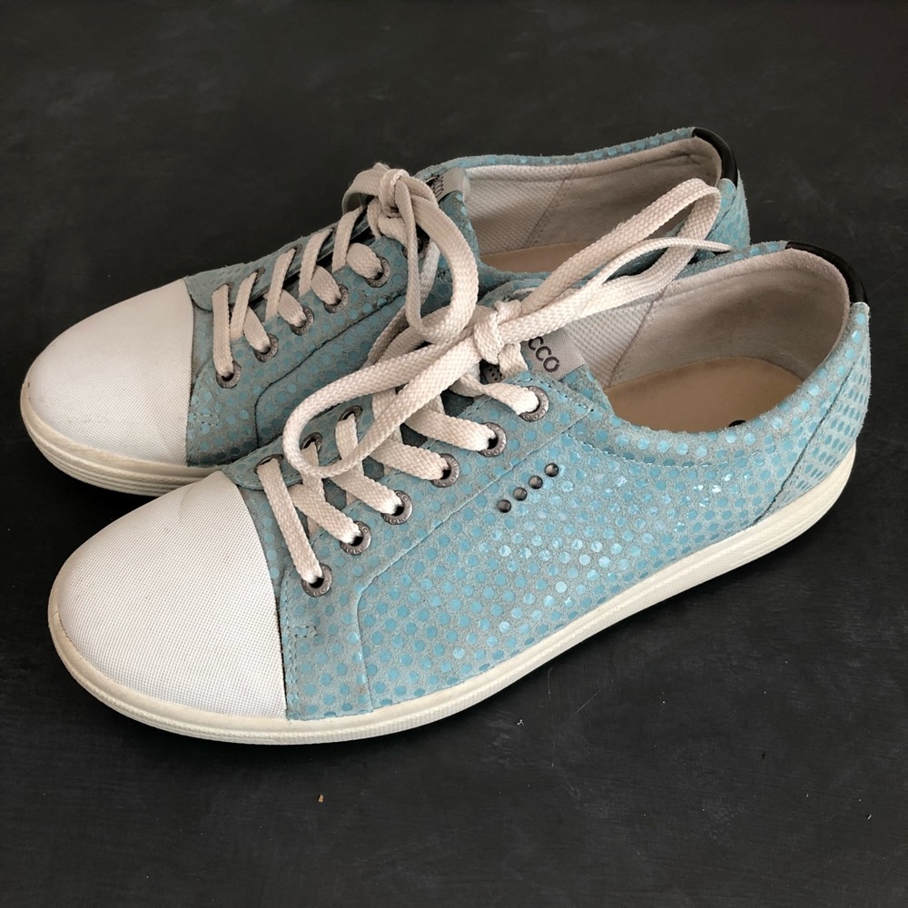 Ecco Women's Light Blue and White Casual Sneakers